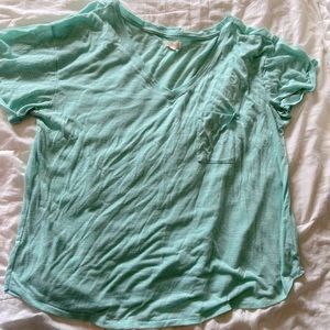 green striped vneck tee